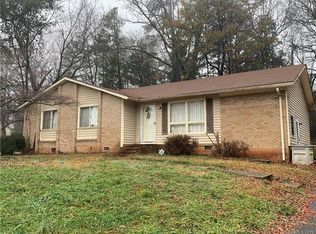 7401 Riding Trail Rd, Charlotte, NC 28212
