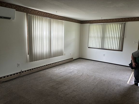 3rd image of 20 Cindy Rd #20