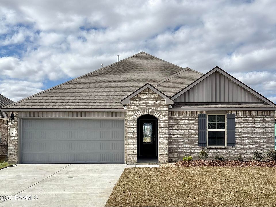 1st image of 146 Cottage Cove Dr