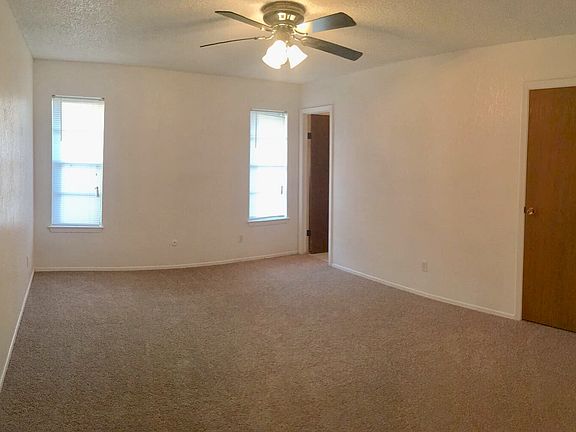 3rd image of 3429 Tascosa St