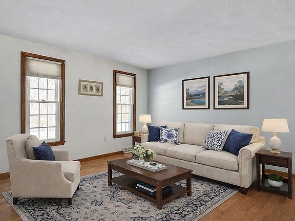 3rd image of 20 Woodland Dr Unit 376