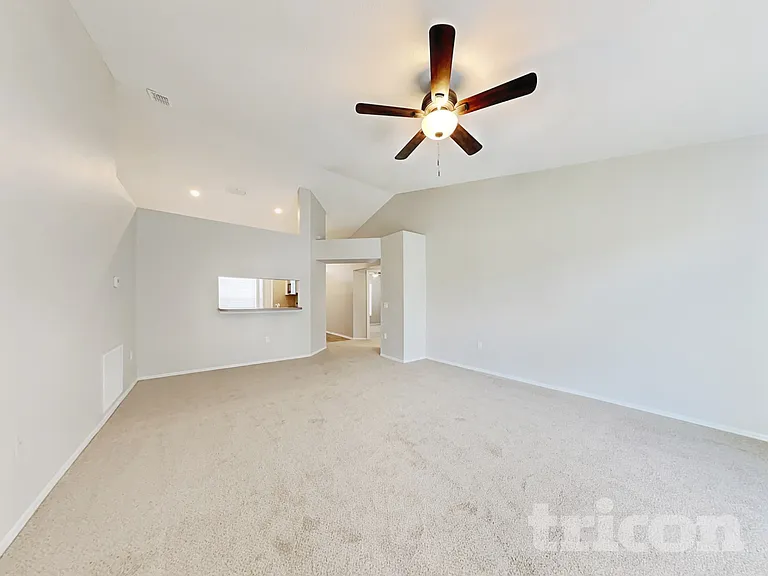 3034 Wentworth Pl — Photo 3