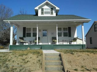 908 Grand Ave, Perryville, MO 63775