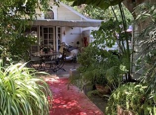1145 N Poinsettia Pl, West Hollywood, CA 90046