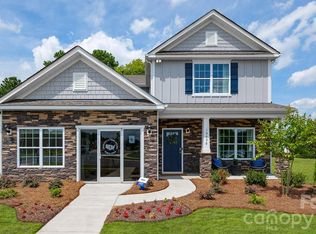 160 Piney Woods Rd, Fletcher, NC 28732