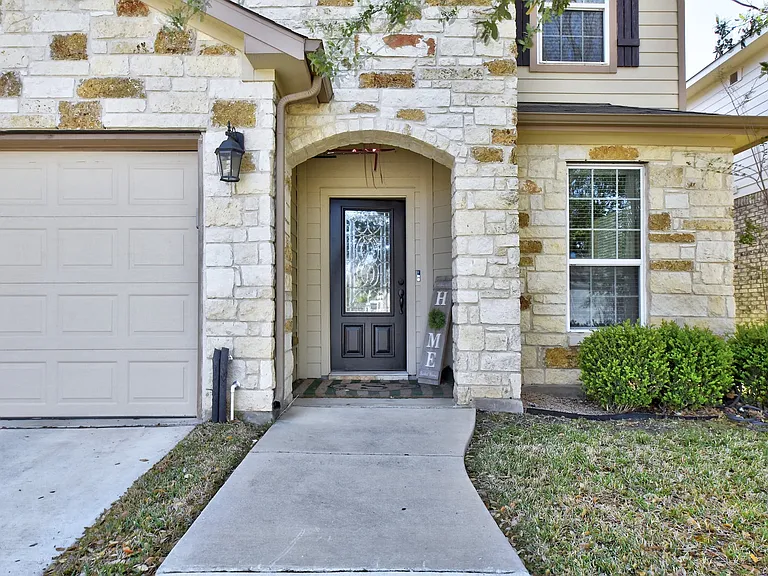 7830 Coolspring Dr — Photo 2