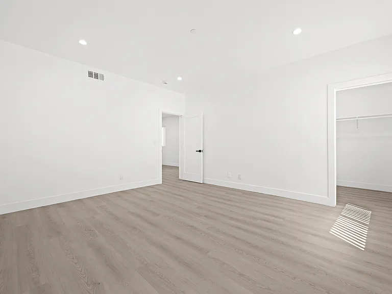 3019 Somerset Dr — Photo 24