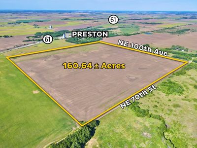 NW C Of NE #70, Turon, KS, 67583