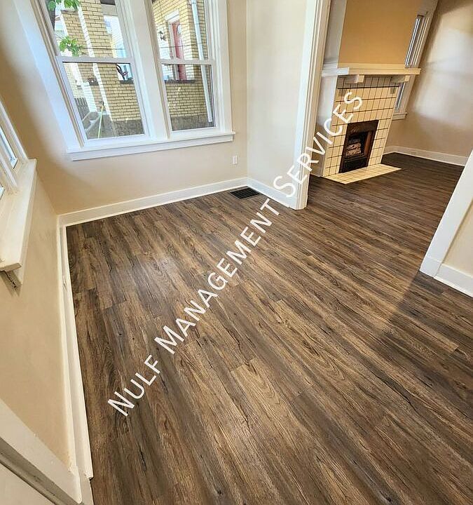 1st image of 3332 Portola St #1