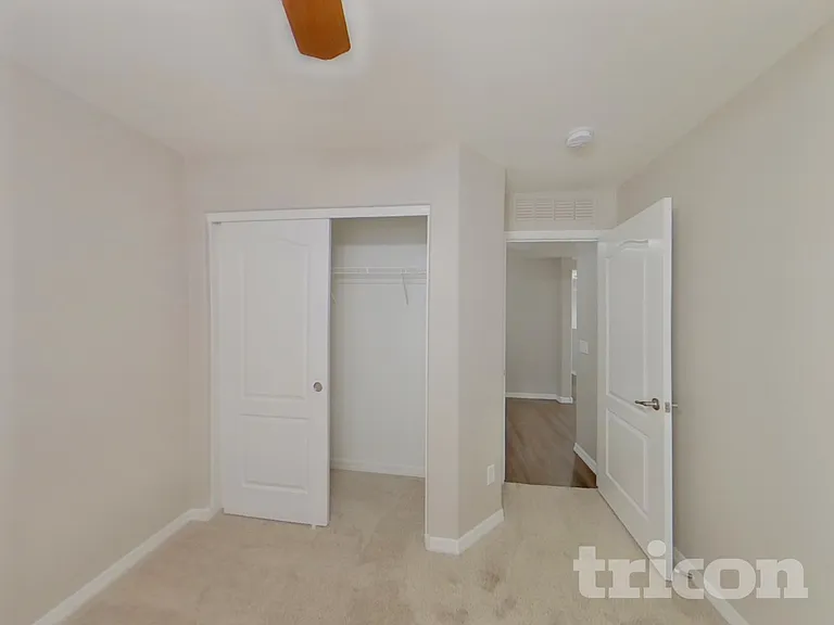 12922 W Fleetwood Ln — Photo 8