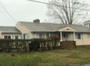 14 Griswold Rd, Niantic, CT 06357