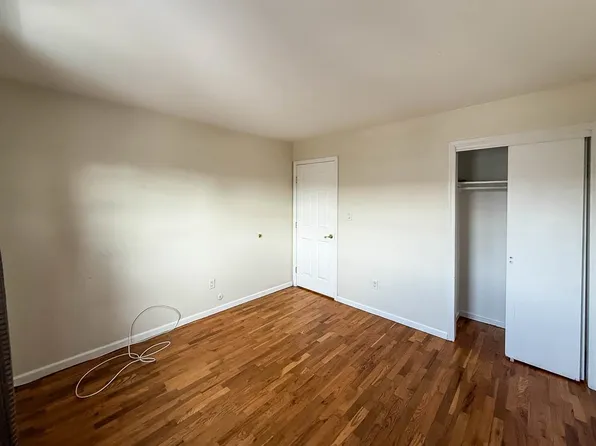 513 Avenue C image 22 of 27