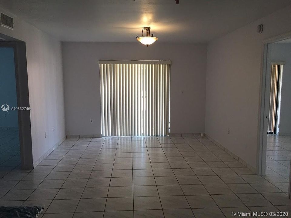 2nd image of 2730 W 63rd Pl #2326