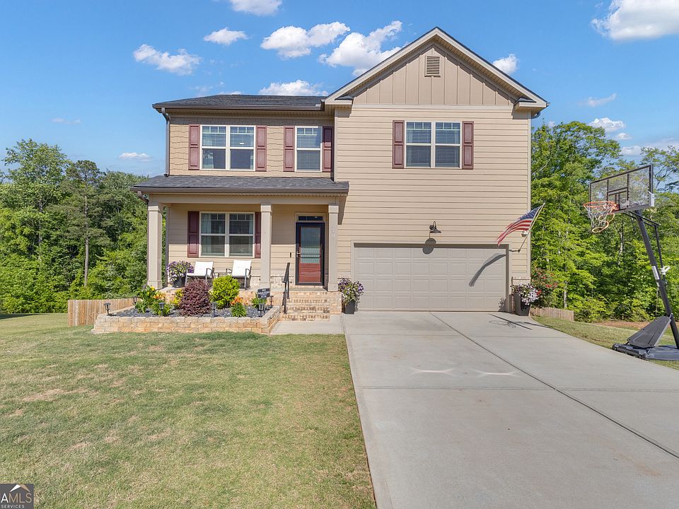 1st image of 70 Blossom Wood Dr