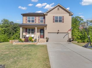 70 Blossom Wood Dr, Senoia, GA 30276