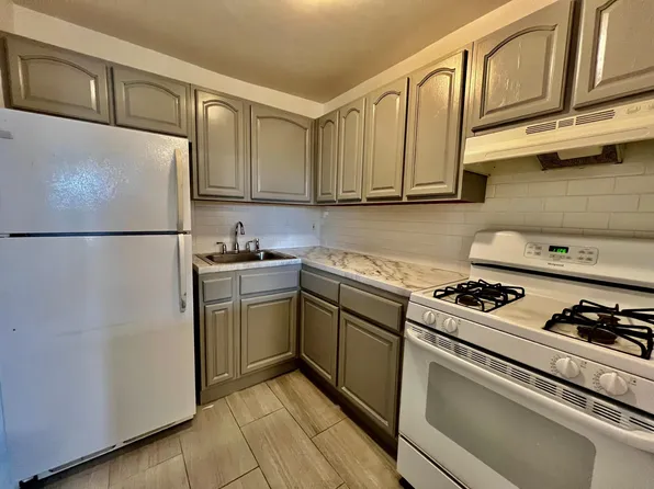 (undisclosed Address), Yonkers, NY 10701