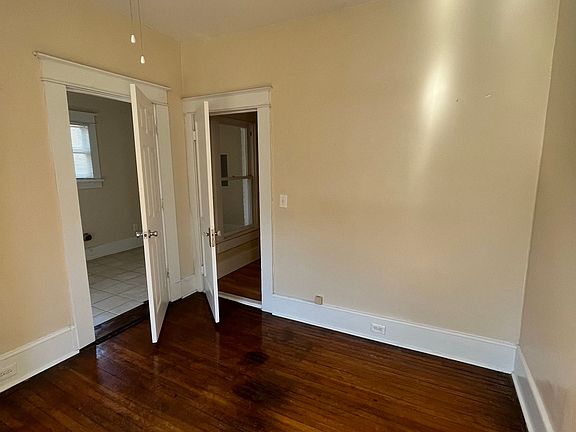 5th image of 1620 12th St S APT C