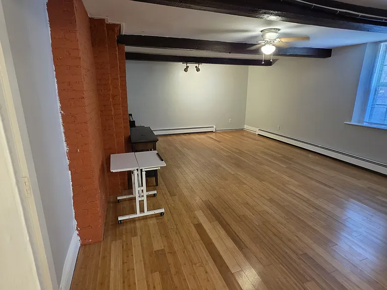 35 Baltimore St #B — Photo 2