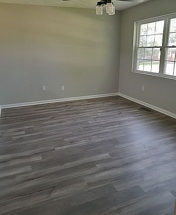 3rd image of 1205 Fiesta Way