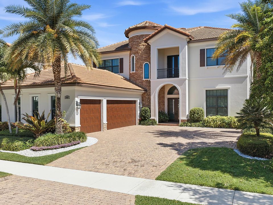 1st image of 165 Gardenia Isle Drive