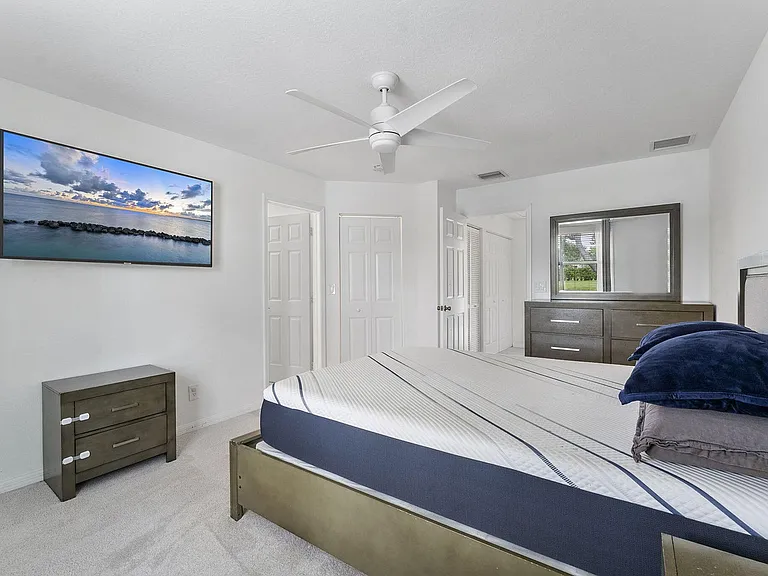 16129 Sierra Palms Dr — Photo 20