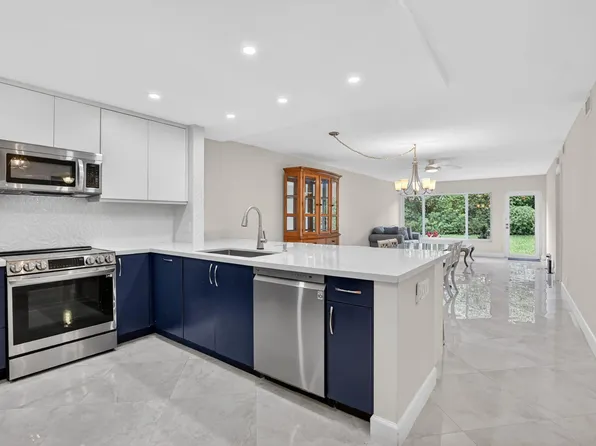 9245 Flynn Circle #7, Boca Raton, FL 33496