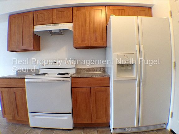 4th image of 1205 Frontier Cir E #A