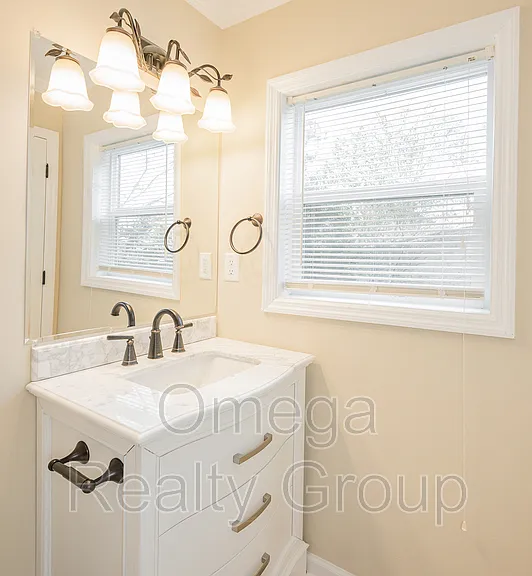 1808 Wilson Dr — Photo 26