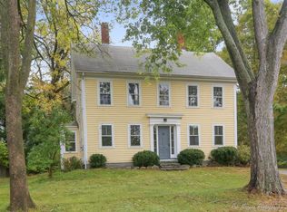 78 Maple St, West Newbury, MA 01985