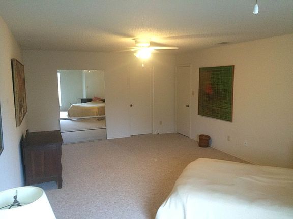 3rd image of 2317 N Shields Dr
