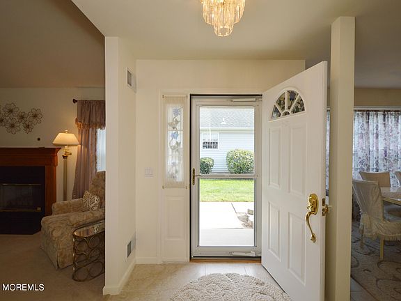 5th image of 3644 Vicari Avenue