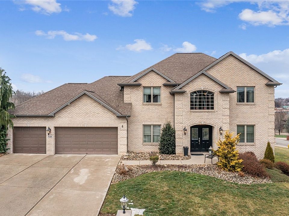 1st image of 434 Oakcrest Dr