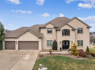 434 Oakcrest Dr, North Huntingdon, PA 15642
