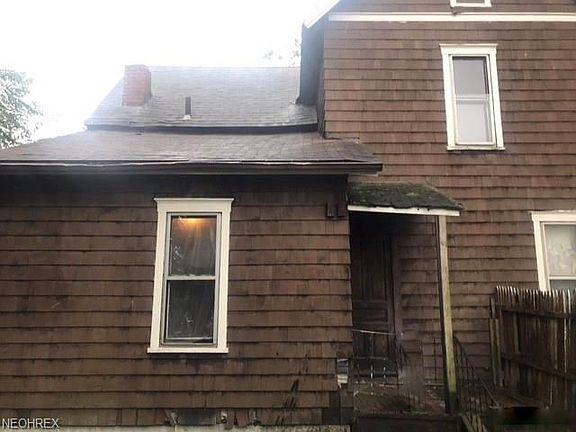 3rd image of 819 10th St NW