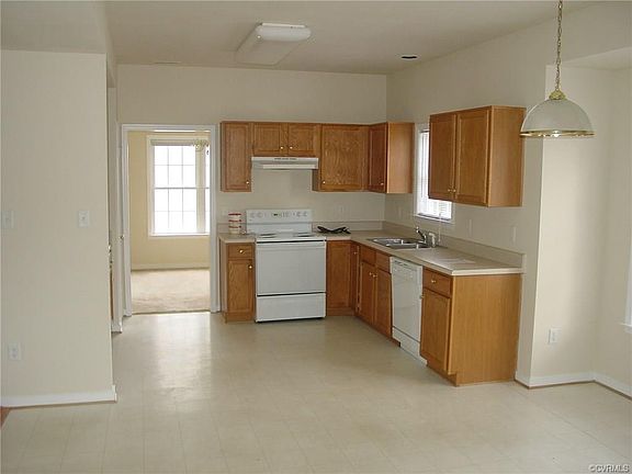 5th image of 10625 Sherwin Pl