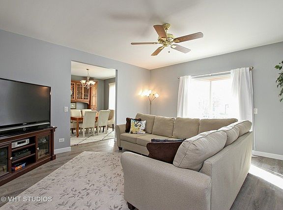 4th image of 3901 Thistledown Ct