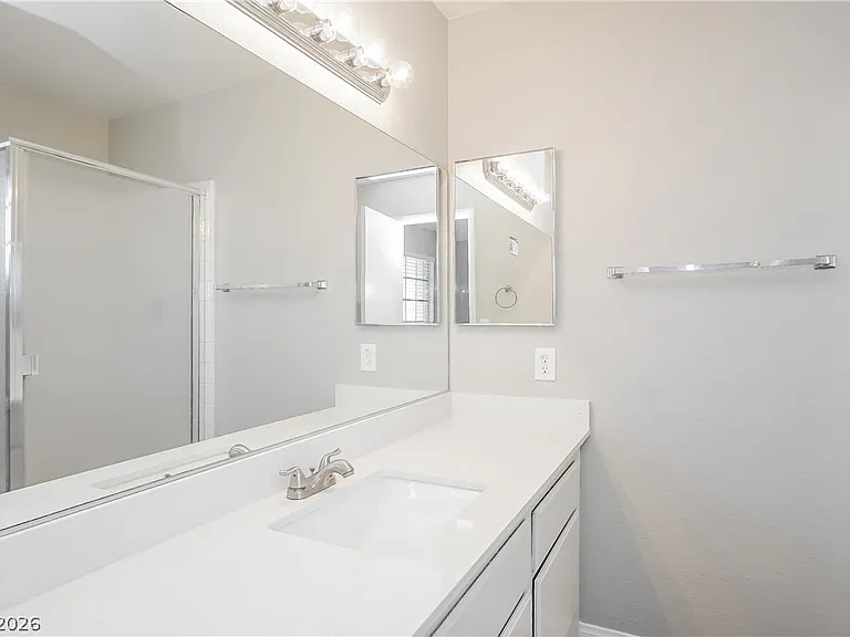 378 Tierra St — Photo 11
