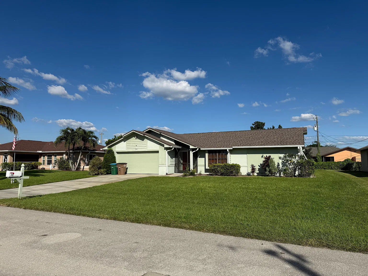 701 SE 21st Ave — Photo 3