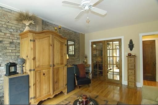 3rd image of 736 W Wrightwood Ave Unit 736 1
