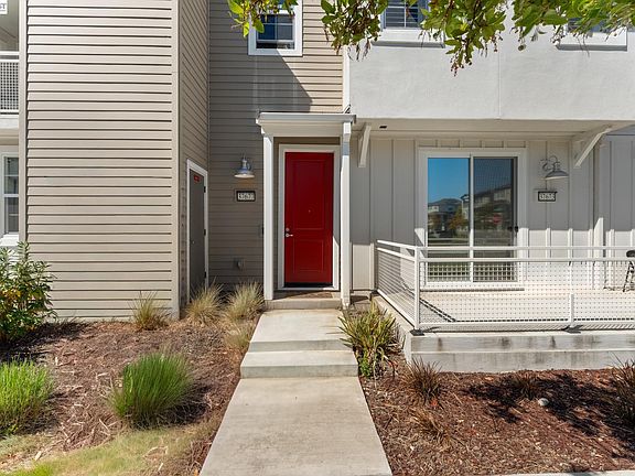 2nd image of 37677 Bay Breeze St