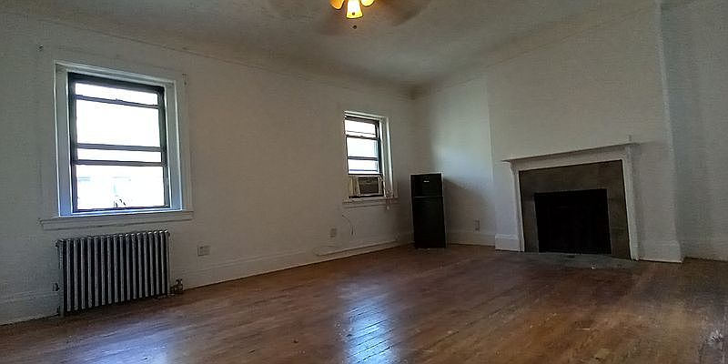 1st image of 219 W 139th St #7