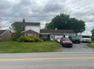1806 E Canal Rd, Dover, PA 17315