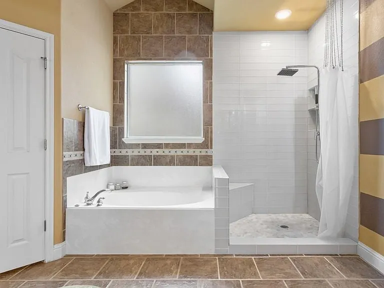 1442 River Forest Dr — Photo 22