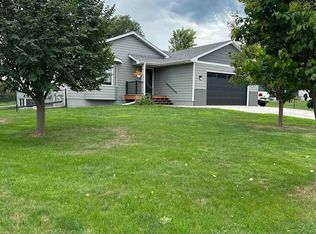 225 E 9th St, Crooks, SD 57020