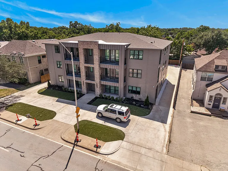 3312 S University Dr #12 — Photo 28