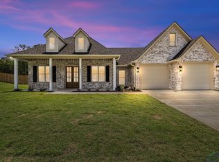 831 Peavine Rd, Kilgore, TX 75662