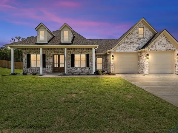 831 Peavine Rd, Kilgore, TX 75662