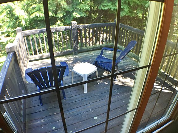 2nd Story Family Rm Balcony