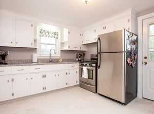 52 Lynn Ave, Hull, MA 02045