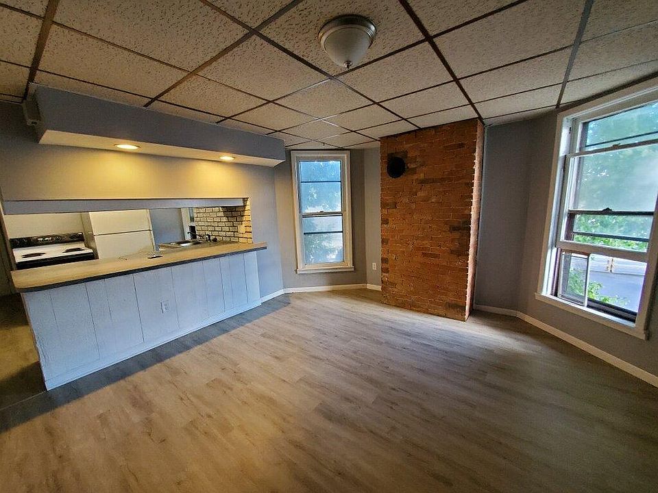 1st image of 43 Delaware St #3